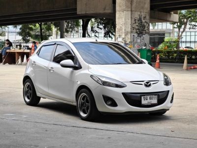 Mazda2 1.5 auto Sport Groove Hatchback ปี 2012