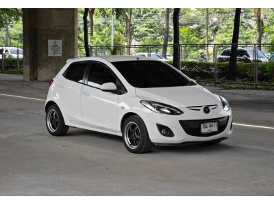 Mazda2 auto 1.5 Sport Groove Hatchback ปี 2012