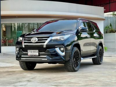 TOYOTA FORTUNER 2.4 V 4WD ปี 2017 ไมล์ 185,xxx Km