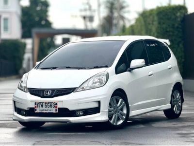 Honda JAZZ 1.5 SV ตัว Top ปี 2011 จด 2012 รถบ้าน ไมล์แท้ 114,340 km.