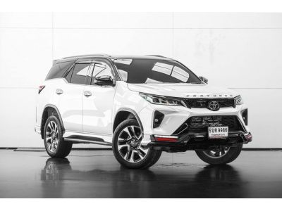 TOYOTA FORTUNER 2.4 LEGENDER BLACK TOP 4WD ปี 2022