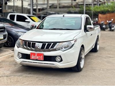 MITSUBISHI TRITON 2.5 GLX CAB ปี 2018 MT สีขาว