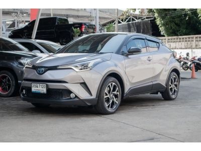 โตโยต้าชัวร์ ฟรีดาวน์ เทรสไดร์ฟ Toyota CHR 1.8 HV Premium Safety A/T ปี 2022