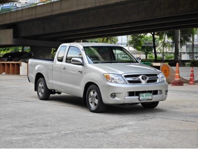 ขายรถ Toyota Vigo 2.5G Cab ปี 2005 สีเทา เกียร์ธรรมดา