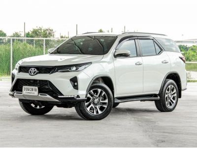 2022 TOYOTA FORTUNER LEADER 2.4V