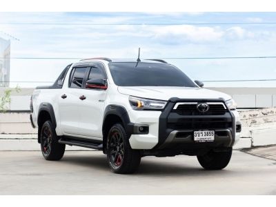 TOYOTA HILUX REVO ROCCO Double Cab 2.4 Prerunner 6A/T ปี 2022 รถใช้น้อย สภาพใหม่ป้ายแดง