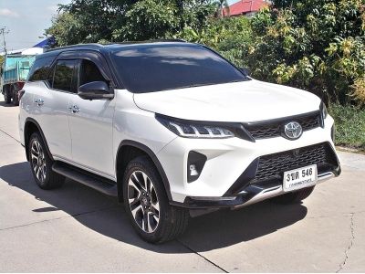 Toyota Fortuner 2.4 Legender Black Top 2WD ปี 2022