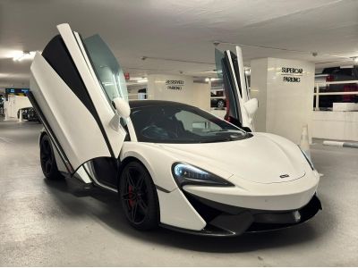 McLaren  McLaren 570S coupe ปี16 Fulloption ใช้งาน 18000 kilo.