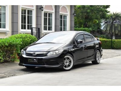 Honda Civic FB 1.8s  เครื่องยนต์: เบนซิน เกียร์:AT ปี:2013 สี: ดำ ไมล์ : 9x,xxx กม.