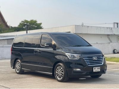 Hyundai H1 Deluxe Minorchange ปี 2018 Mileage 120,xxx km.