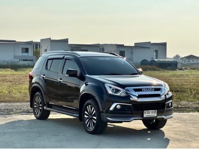 ISUZU MU-X 3.0 DVD NAVI 2WD ปี2019 สีดำ เกียร์ออโต้ เครื่องดีเซล