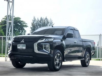 ไมล์ 2,700 km. MITSUBISHI Triton Cab 2.4GLS Plus  6M/T ปี 2022