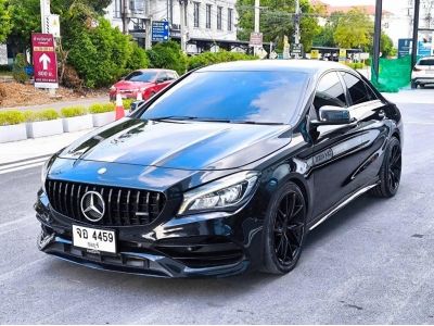 2017 BENZ CLA200 สีดำ เลขไมล์ 97,XXX KM.