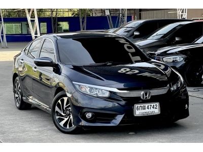 Civic FC 1.8 EL ตัว TOP มือเดียว สีหายาก ไม่เคยชน เครดิตดีฟรีดาวน์