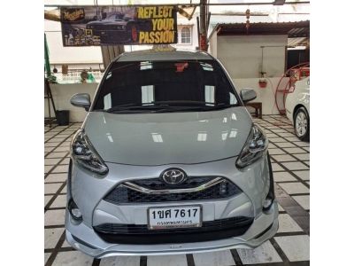 ขายรถ Toyota Sienta ปี 2020