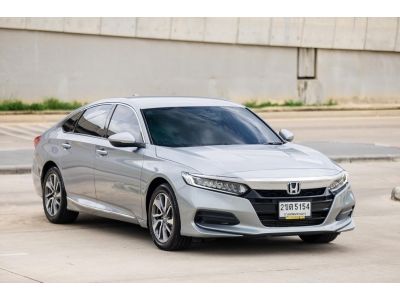 เจ้าของดูแลดีมาก Honda Accord 1.5 Turbo ปี 2021 สี เงิน รถสวย