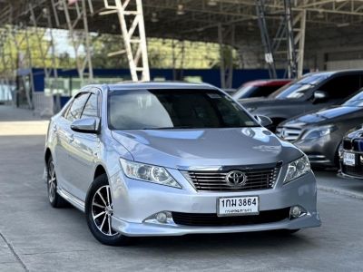 Camry 2.0G มือเดียว น็อตเดิมทั้งคัน ไม่เคยชน เครดิตดีฟรีดาวน์