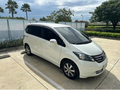 Honda Freed 1.5 SE 2012 รถเจ้าของมือเดียวตั้งแต่ป้ายแดง ประตูเลื่อนอัตโนมัติไฟฟ้า สภาพยอดเยี่ยม