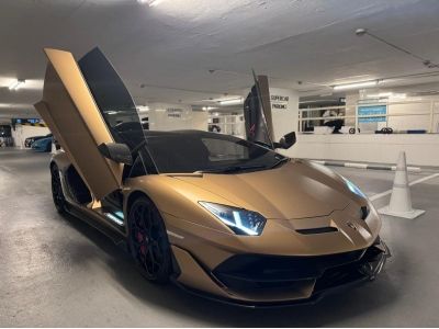 Lamborghini Aventador SVJ Roadster ใช้งานเพียง 1500 kilo.