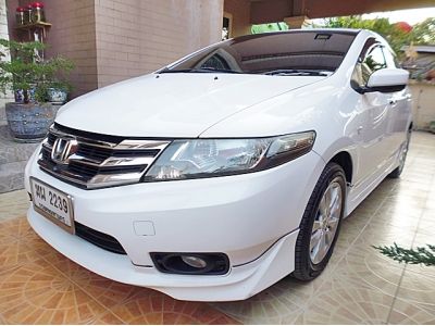 2012 HONDA CITY 1.5V ออโต้ รถบ้านแท้ มือแรกจากห้าง ชุดแต่งรอบคัน ไม่เคยติดแก๊ส สวยจัดสภาพพร้อมใช้ เล่มทะเบียนพร้อมโอน ซื้อสดไม่มีVAT เครดิตดีฟรีดาวน์