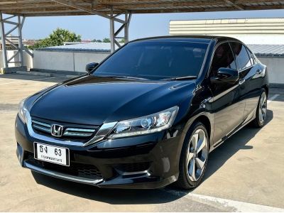 โทร.0922639576 เอ๋ HONDA ACCORD 2.0 HYBRID ปี 2015 จด 2017 auto ไมล์ 220,000 กม. รถสวยตรงปก