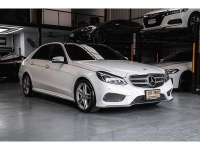 2015 MERCEDES BENZ E300 AMG Dynamic miles 138,000 km.