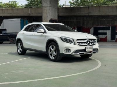 Mercedes-Benz GLA200