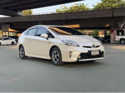 ขายรถ Toyota Prius 1.8L TOP Hybrid  ปี 2012 สีขาว เกียร์ออโต้