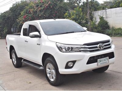 Toyota Hilux Revo Cab Prerunner 2.4 E ปี 2017