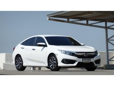 Honda Civic FC 1.8 EL ปี 2016 สีขาว รถสวย ไมล์ 150,000 กม. ฟรีดาวน์ รถตรงปก