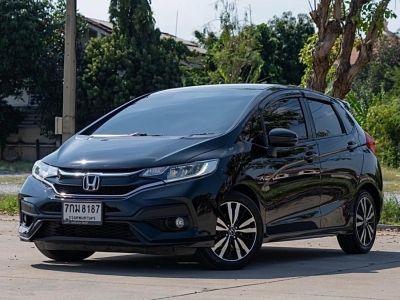 HONDA JAZZ 1.5 RS ปี 2018 ไมล์ 234,xxx km.