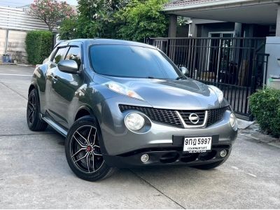 Nissan Juke 1.6V ปี2014 สีเทา ออโต้ เบนซิน รถสวยตรงปก