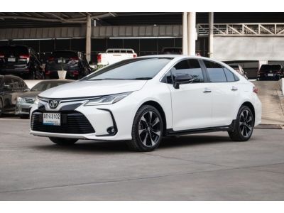 โตโยต้าชัวร์ ฟรีดาวน์ รถเทรสไดร์ฟ Altis 1.8 GR Sport A/T ปี 2019