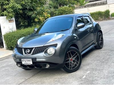 Nissan Juke 1.6V ปี2014 สีเทา ออโต้ เบนซิน