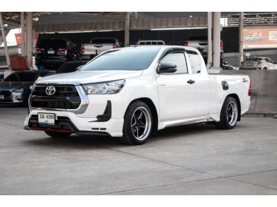 โตโยต้าชัวร์ ฟรีดาวน์ Revo C-cab 2.4 Zedition Entry M/T ปี 23