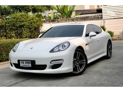 ????รุ่นรถ : Porsche Panamera 3.0D (ฝาดำ) เครื่องยนต์: ดีเซล เกียร์:AT ปี: 2013 สี:ขาว