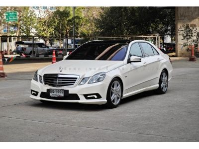 Benz E250 CGI Saloon W212 Avantgarde ปี 2011