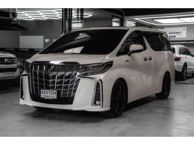 2015 TOYOTA ALPHARD HYBRID Executive Lounge 170,000 km.