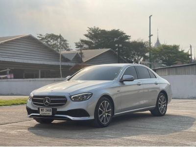 ไมล์ 43,000 กม. Benz E300e Avantgarde Facelift W213 ปี 2021 จด 2023