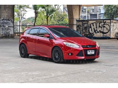 Ford Focus 2.0 Sunroof Hatchback ปี 2013