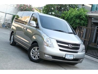 โทร.0922639576 เอ๋ Hyundai H1 2.5 Deluxe A2 ออโต้ ดีเซล สีเทา ปี2012 ไมล์ 1xx,xxx กม