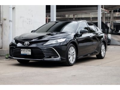 โตโยต้าชัวร์ เทรสไดร์ฟ ฟรีดาวน์ NewCamry 2.5 Sport A/T ปี 2023