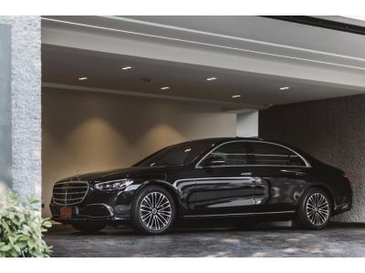 Benz S350d Exclusive W223 2022 สีดำ ดีเซล ไมล์น้อยมาก วารันตีเหลือ