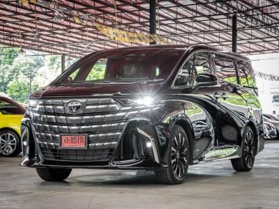 TOYOTA ALPHARD 2.5 HEV Executive Lounge 2024