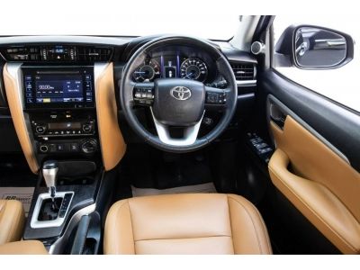 2015 TOYOTA FORTUNER  2.8 V 4WD  ผ่อน 9,529 บาท 12 เดือนแรก รูปที่ 11