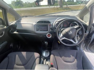 2012 HONDA JAZZ 1.5 SV i-VTEC (AS) รูปที่ 11