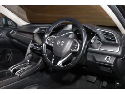 HONDA CIVIC  i-VTEC 1.8 EL 2018ราคาที่ไม่สูงมากนักหากเปรียบกับสมรรถนะเครื่องยนต์รวมถึงระบบความปลอดภัยที่ได้รับการติดตั้งมาในรถรุ่นนี้แบบครบครับ รูปที่ 11