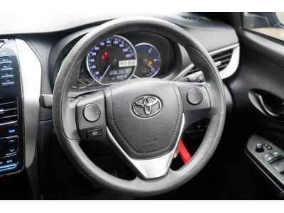 2018 TOYOTA YARIS 1.2 E  A/T สีดำ รูปที่ 11