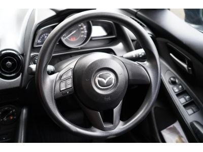 2015 MAZDA 2 1.3 STANDARD 4DR A/T สีน้ำตาล รูปที่ 11