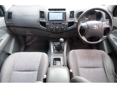 2014 TOYOTA VIGO 2.7 E CNG A/T สีขาว รูปที่ 11